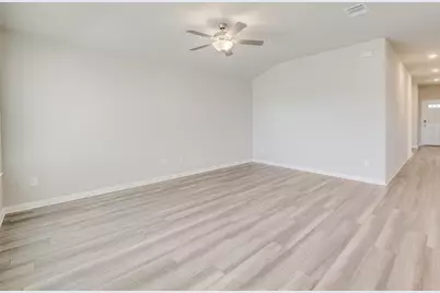 112 Capella Way, Hutto, TX 78634 - Photo 7