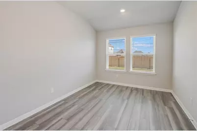 112 Capella Way, Hutto, TX 78634 - Photo 5