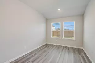 112 Capella Wy, Hutto, TX 78634 - Photo 5