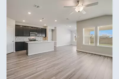 112 Capella Way, Hutto, TX 78634 - Photo 9