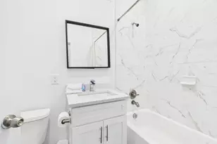 1010 W 26th St, Austin, TX 78705 - Photo 13