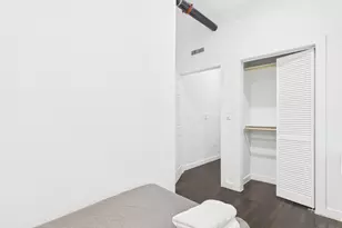 1010 W 26th St, Austin, TX 78705 - Photo 17