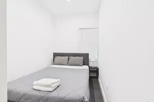 1010 W 26th St, Austin, TX 78705 - Photo 15