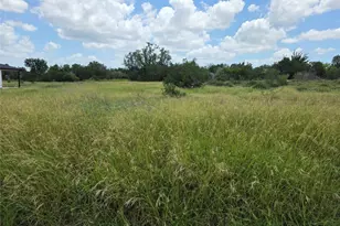 241 Spicewood Trails Dr, Spicewood, TX 78669 - Photo 5