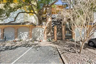 806 W 24th St, Austin, TX 78705 - Photo 15
