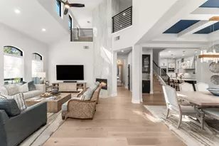 8 Hightrail Way, The Hills, TX 78738 - Photo 3