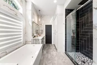 8 Hightrail Way, The Hills, TX 78738 - Photo 7