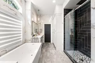 8 Hightrail Way, The Hills, TX 78738 - Photo 7