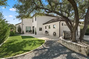 8 Hightrail Way, The Hills, TX 78738 - Photo 21