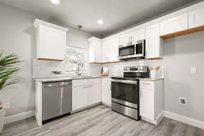 918 W 3rd Street, Taylor, TX 76574 - Photo 7