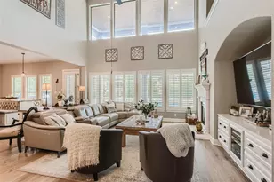 517 Summer Alcove Way, Austin, TX 78732 - Photo 5