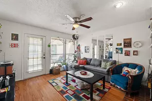 2110 Rio Grande St, Austin, TX 78705 - Photo 5