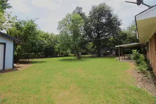 741 W Bell St, Bartlett, TX 76511 - Photo 19