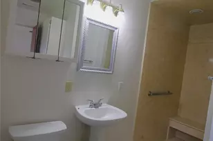 741 W Bell St, Bartlett, TX 76511 - Photo 7