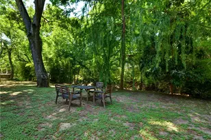 407 E 45th St, Austin, TX 78751 - Photo 13