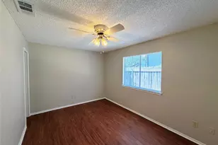 12102 Arrowwood Dr, Austin, TX 78727 - Photo 15