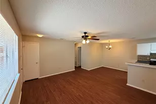 12102 Arrowwood Dr, Austin, TX 78727 - Photo 5