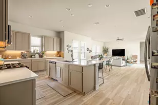 7413 Boyd Hvn Dr, Austin, TX 78744 - Photo 7