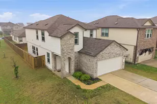 101 Rowdy Yates Wy, Jarrell, TX 76537 - Photo 25