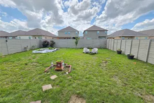 208 Wolf Springs Rd, Georgetown, TX 78628 - Photo 27
