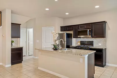2880 Donnell Drive #702, Round Rock, TX 78664 - Photo 3