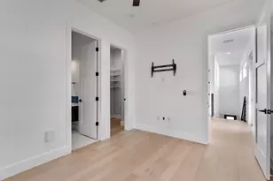 4712 Reyes St, Austin, TX 78721 - Photo 17