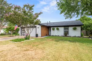 3908 Rolling Hill, Round Rock, TX 78681 - Photo 3