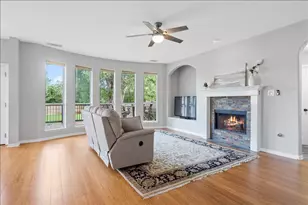 10801 Beachmont Ln, Austin, TX 78739 - Photo 11