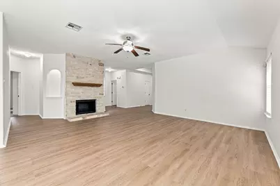135 Lear Avenue, Buda, TX 78610 - Photo 7