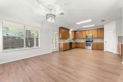 135 Lear Avenue, Buda, TX 78610 - Photo 13
