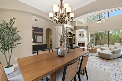 5 Tiburon Court, The Hills, TX 78738 - Photo 11