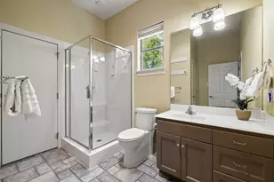 5 Tiburon Ct, The Hills, TX 78738 - Photo 19