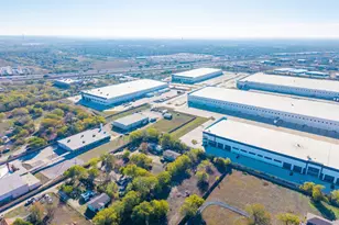 162 Mendoza Ln, Buda, TX 78610 - Photo 13