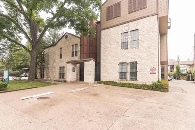 706 W 24th Street #209, Austin, TX 78705 - Photo 3