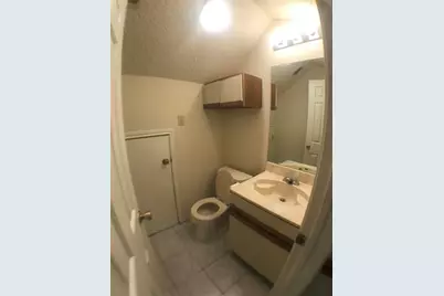 706 W 24th Street #209, Austin, TX 78705 - Photo 11