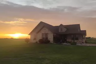 4846 Co Rd 327, Granger, TX 76530 - Photo 5