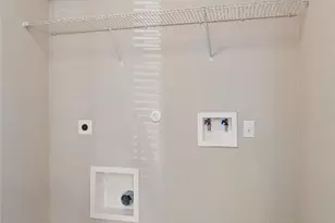 180 Eagle Dr, Luling, TX 78648 - Photo 23