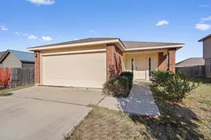 180 Eagle Dr, Luling, TX 78648 - Photo 23