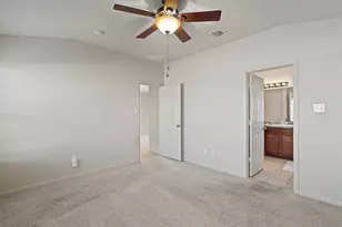 180 Eagle Dr, Luling, TX 78648 - Photo 13