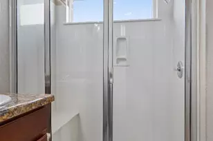 180 Eagle Dr, Luling, TX 78648 - Photo 15