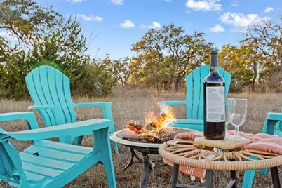 623 Dario Drive, Dripping Springs, TX 78620 - Photo 7