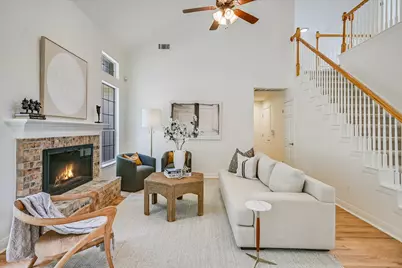 4028 Walnut Clay Drive, Austin, TX 78731 - Photo 9