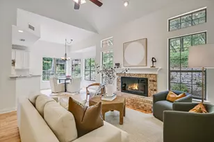 4028 Walnut Clay Dr, Austin, TX 78731 - Photo 9