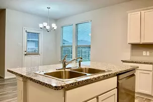 184 Beth Ann Loop, Taylor, TX 76574 - Photo 5