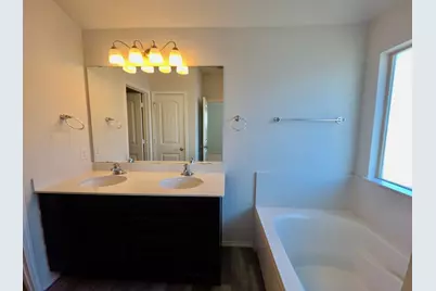 184 Beth Ann Loop, Taylor, TX 76574 - Photo 15