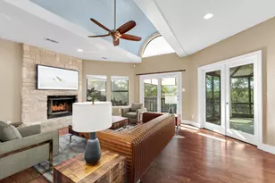 22012 Briarcliff Dr, Spicewood, TX 78669 - Photo 3