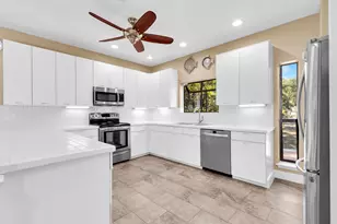 22012 Briarcliff Dr, Spicewood, TX 78669 - Photo 7