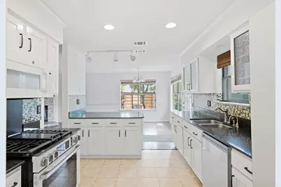 7201 Boniface Lane, Austin, TX 78729 - Photo 9