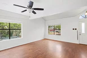 7201 Boniface Ln, Austin, TX 78729 - Photo 7