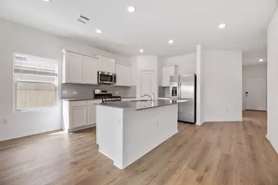 10713 Steinbeck Drive, Austin, TX 78747 - Photo 13